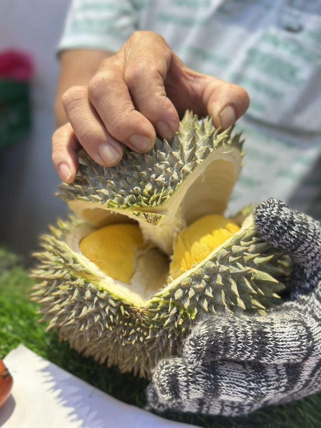 Lim Poo Wah: where fruit cravings become personality traits. 