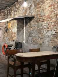 Kleptokrat KL: Where Vintage Vibes Brew with Bold Flavour