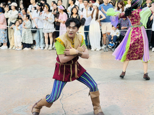 “หนึ่งวันเต็มในยูนิเวอร์แซล ปักกิ่ง 