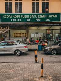 Roadside Sizzle – Claypot Chicken Rice Worth the Wait at Kedai Kopi Pudu Satu Enam Lapan