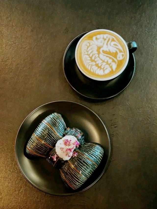 Black Bixson Cafe Malaysia