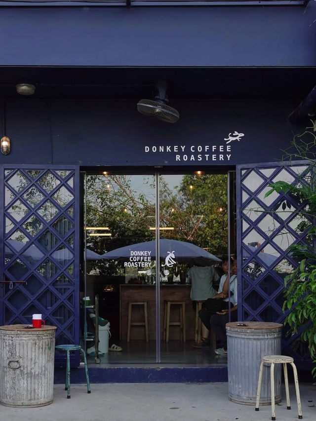 Hidden Pub Hanoi