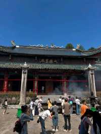 Guiyang City Walks Hit Different in the Best Way