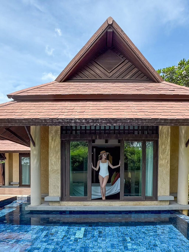 Nora Beach Resort and Spa ที่พักสไตล์ทรอปิคอล