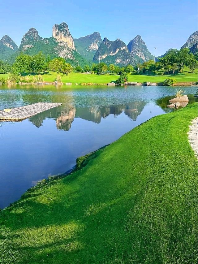 “Yulong River: Bamboo Rafts, Karst Peaks & Countryside Dreams – A Quiet Escape near Yangshuo”