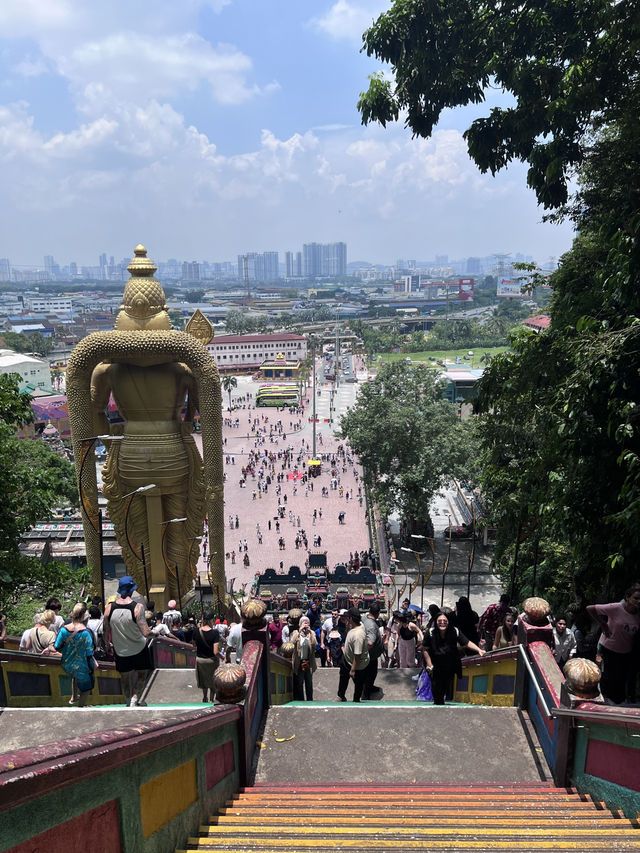 ［吉隆坡旅遊］黑風洞Batu Caves-印度教朝聖之地🪷馬來西亞必訪🐒