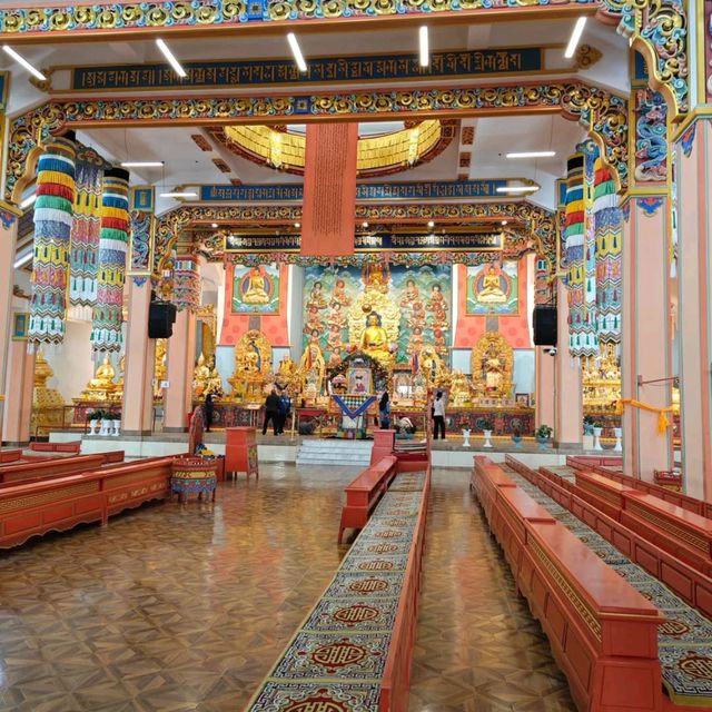 Finding Peace at Gandantegchinlen Monastery
