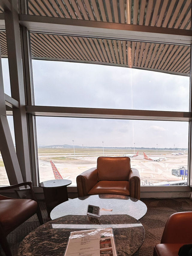 Pre-Flight Pause: Plaza Premium First Lounge Experience at KLIA