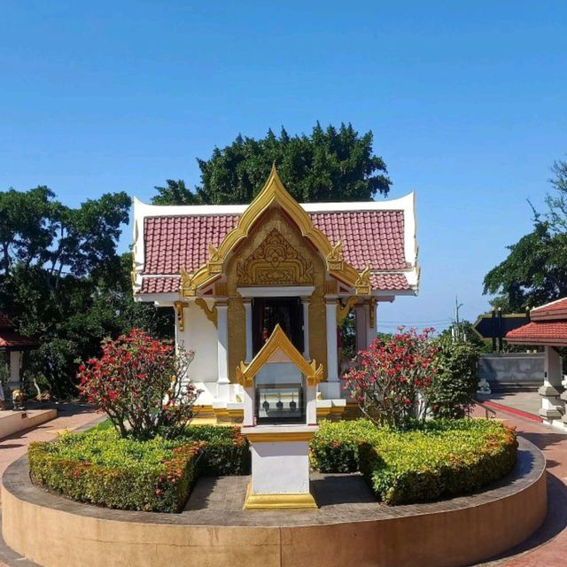 พาไหว้ " เสร็จเตี่ย " กรมหลวงชุมพรฯ พาไหว้ " เสร็จเตี่ย " กรมหลวงชุมพรฯ