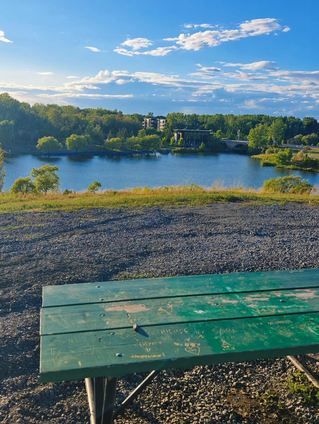 Parc de la Cité – A Green Haven in Longueuil