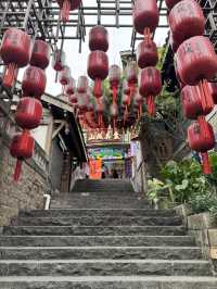 十八梯: Chongqing’s Ultimate Mix of Culture, Shopping, and Sips 🎭🛍️