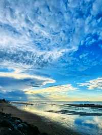 🌴 Muscat Escape: Luxury Stay & Qurum Delights ✨