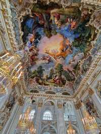 👑 Nymphenburg Palace – The Royal Charm of Munich