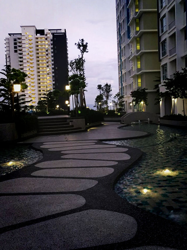 I-Santorini, Tanjung Tokong — Modern Living by the Coast