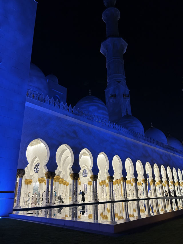 （阿布達比必去）最美清真寺🕌