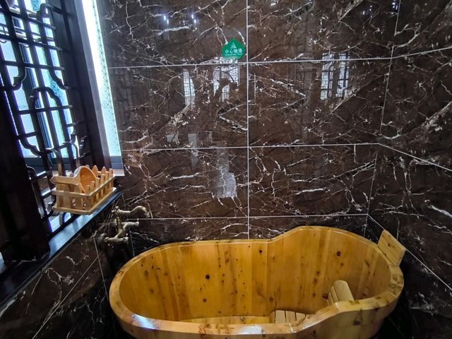 นี่ไม่ใช่เมืองโบราณที่ไหนแต่นี่คือโรงแรมWuzhen Zhi นี่ไม่ใช่เมืองโบราณที่ไหนแต่นี่คือโรงแรมWuzhen Zhi