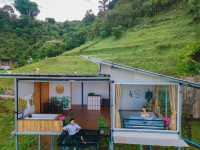 บนดอยม่อนเงาะ