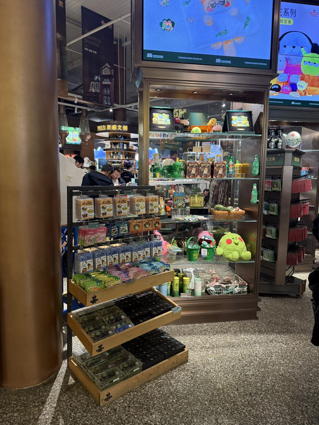 선물용으로도 완벽한 맥주잔과 굿즈