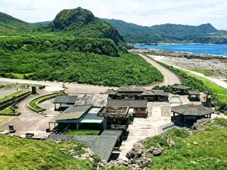 Green Island Zhaori Hot Springs: The Rare Seaside Underwater Hot Spring Hidden in Taitung