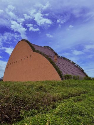 🧱✨ This might be one of Japan’s most unexpected art spaces.