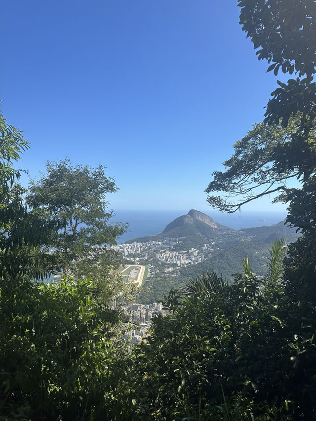 Track Corcovado, Christ Redeemer