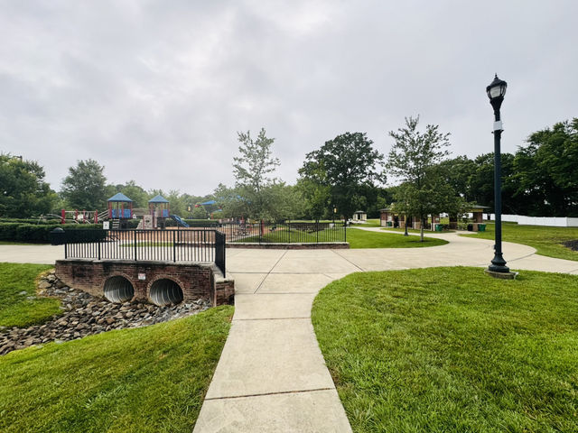 Escape to Nature in Stallings
