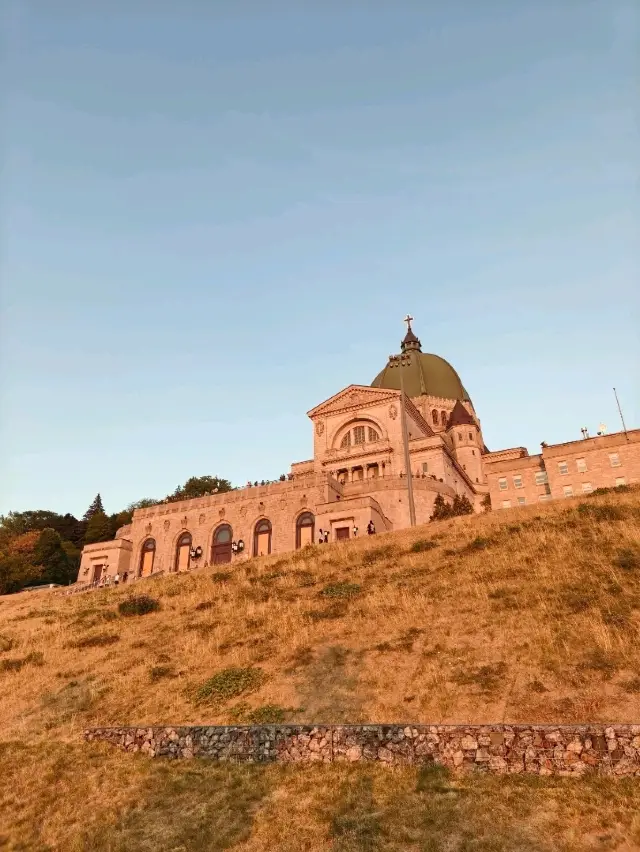 The Romantic French Capital: A Sunset Stroll Through the City