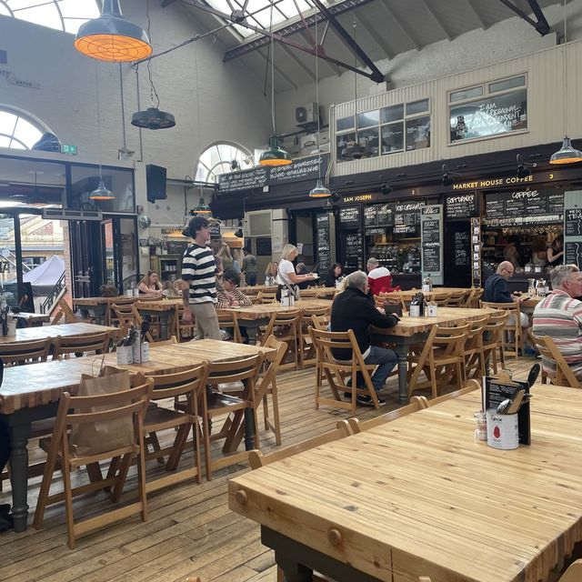 英國曼徹斯特 Altrincham Market 支持本地生產商