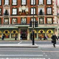 The Ritz London and its Storied Surroundings