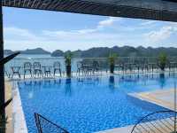 Paradise Cat Ba Hotel