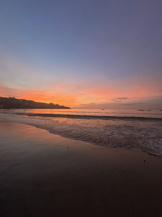 Bali.. Shorelines and sunsets 