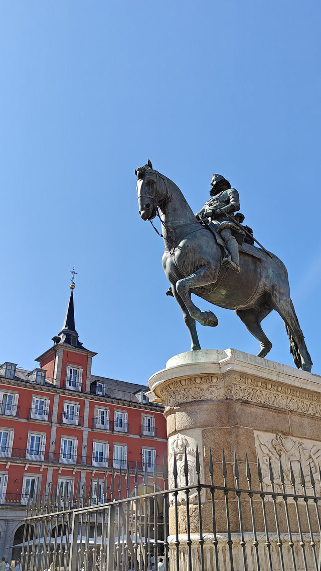 📍 Plaza Mayor Madrid – The Heart of Old Madrid 🇪🇸