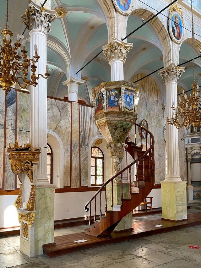 🕍 Taksiyarhis Memorial Museum – Ayvalık’s First Church Renewed