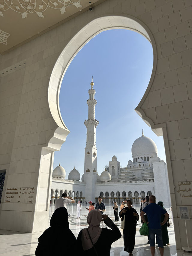 Royal Journey from Dubai to Riyadh: An Epic Adventure Through Time and Luxury 💎👑 