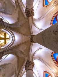 ⛪️ Notre-Dame de Paris: The Soul of Gothic Splendor on the Seine 🕯🇫🇷