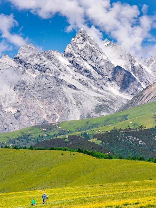 🏔️ Daocheng Yading Scenic Area: A Sacred Shangri-La of China