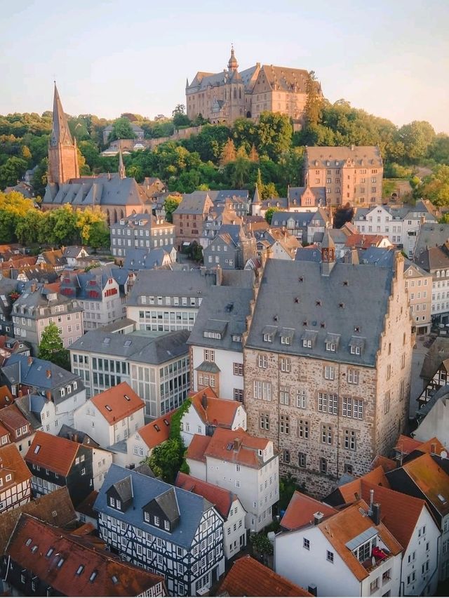 🏰📚 “Where Fairytales Began: A Timeless Day in Marburg” 🇩🇪