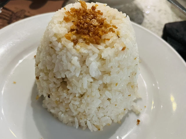 まずはトランジットタイムに腹ごしらえ
