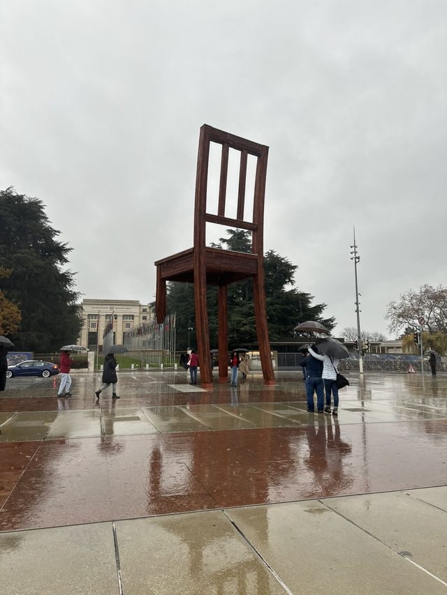 Autumn 🍂 Charms of Geneva 🍫  🫕 🧀 