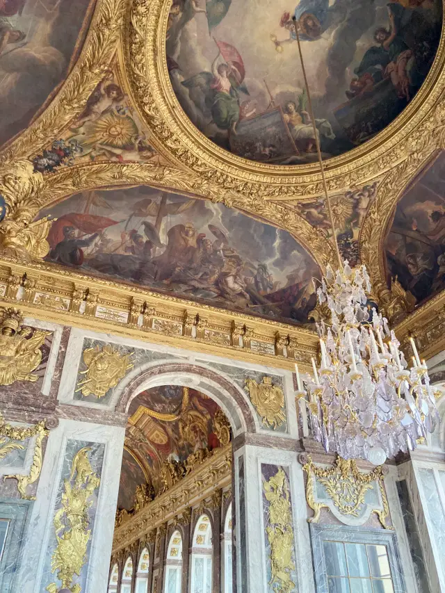 Discover Unique Souvenirs at the Versailles Palace Boutique
