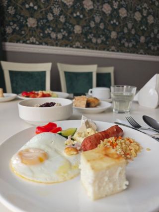 Hotel Bug — Touching a Legend.