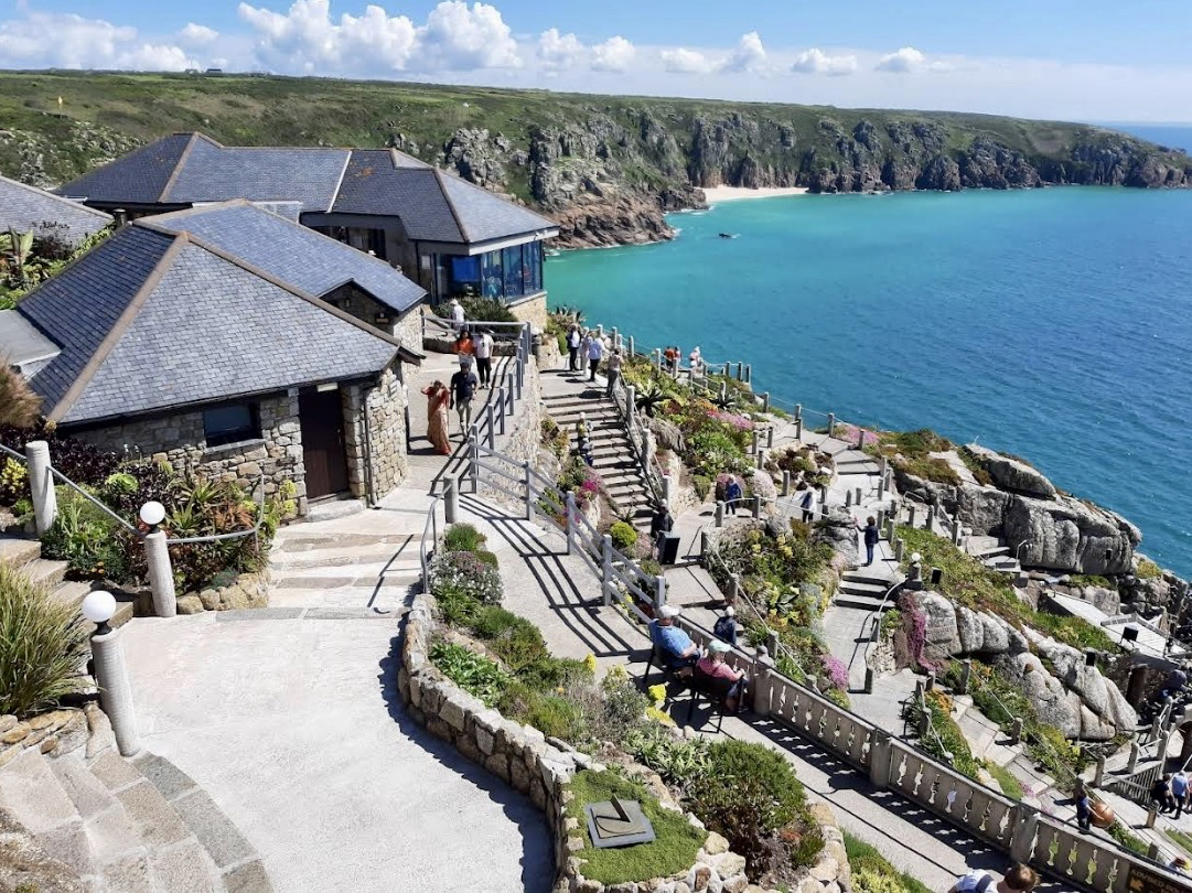 Drama on the Cliffs. The Breathtaking Minack Theatre