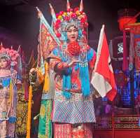 Mind-blowing Face Changing Act of the Sichuan Opera 