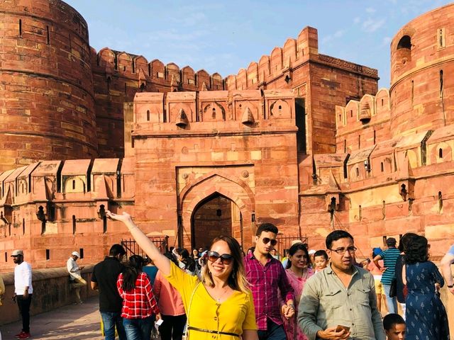 A Must Visit Fort in Agra 🇮🇳