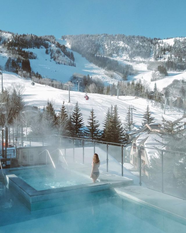 Aspen Elegance: Snowy Splendors at W Aspen