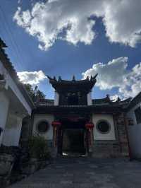 坐上民國小火車穿越在滇南邊陲