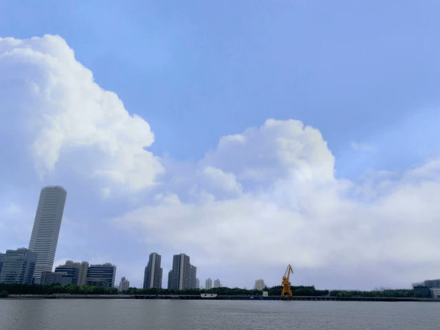 漫遊上海—上海油罐藝術公園
