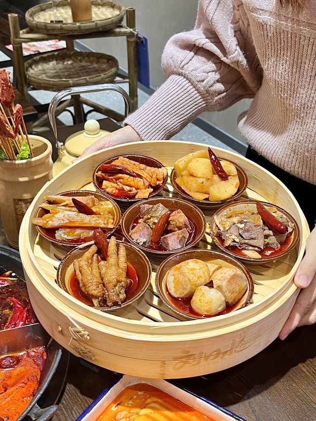 喺江門嚟啦！新開張㗎！勁吸引人嘅重慶火鍋😋