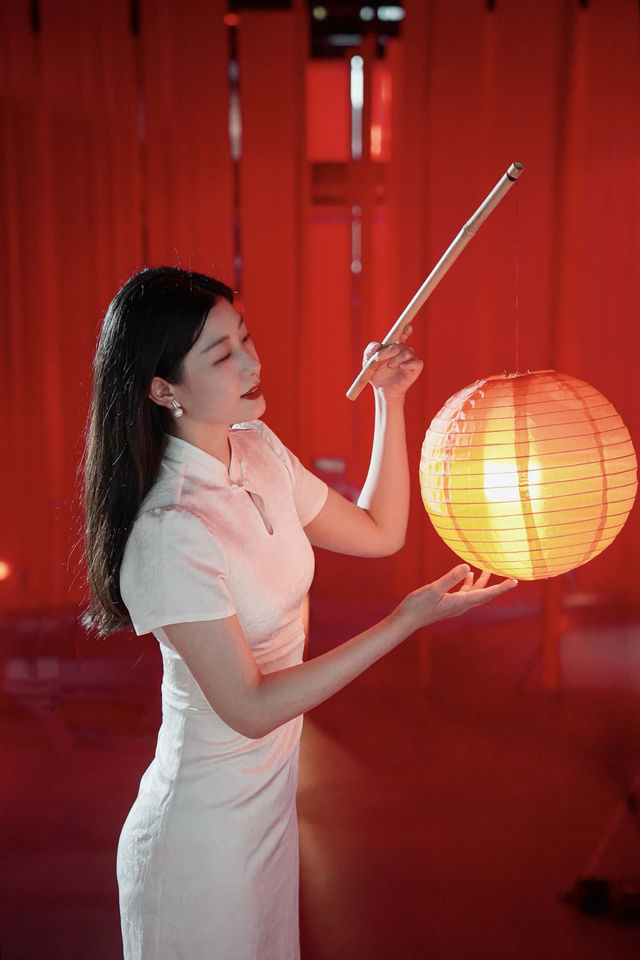 深圳當紅不讓展過年還得是中國紅！