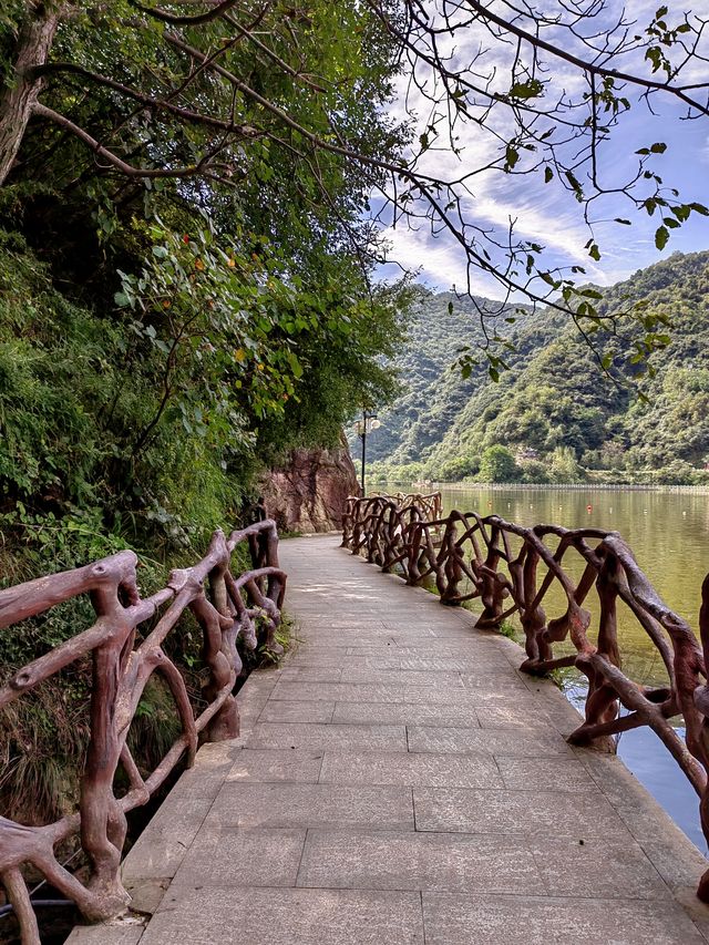 西安翠華山丨世界地質公園,看山崩地裂奇觀 西安翠華山丨世界地質公園,看山崩地裂奇觀